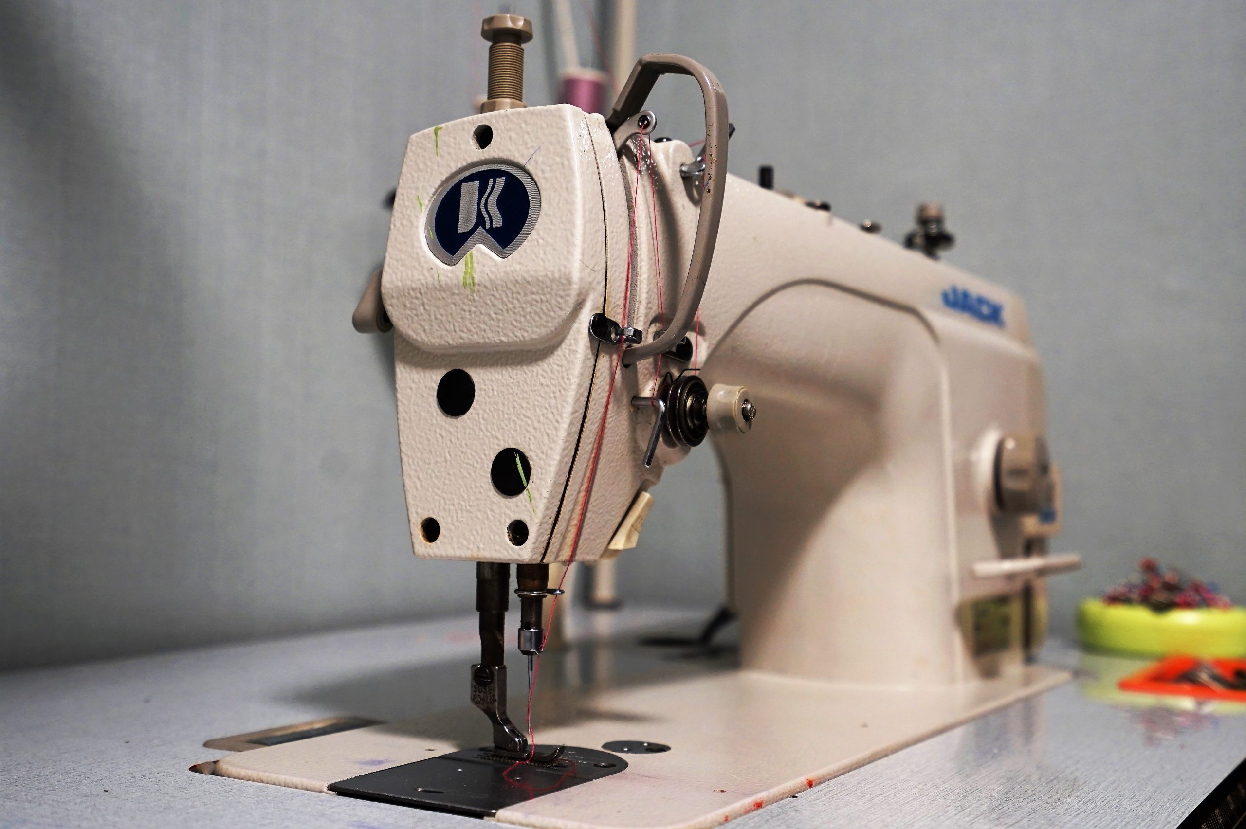 จักรเย็บผ้าที่ครูย่าแนะนำ